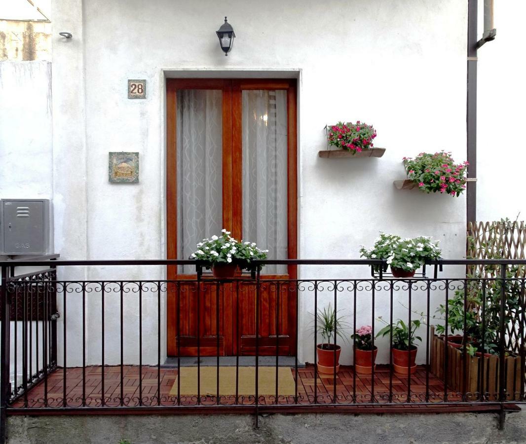 Le Ginestre Dell'etna
