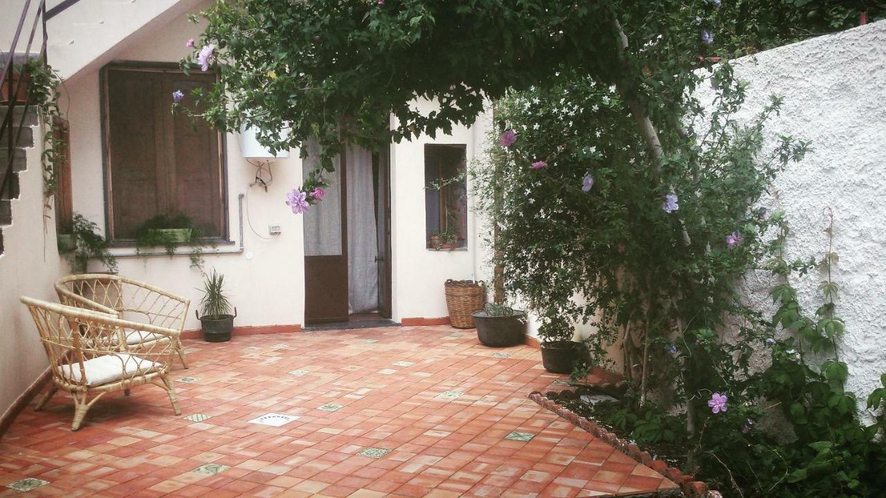 Le Ginestre Dell'etna Guest house